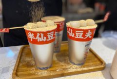 過氣的餐飲小吃品牌，通過設(shè)計策劃一年連開3000家，半仙豆夫如何做到的？